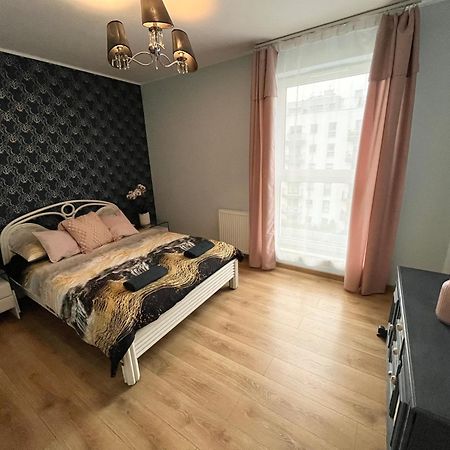 גדנסק Oldtown Retro Apartment By Marina With Balcony For 6 People מראה חיצוני תמונה