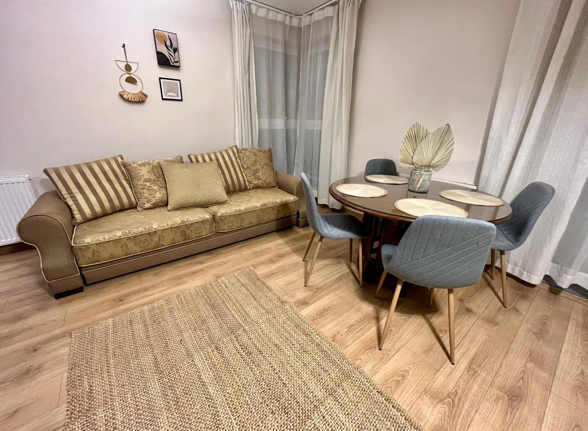 גדנסק Oldtown Retro Apartment By Marina With Balcony For 6 People מראה חיצוני תמונה