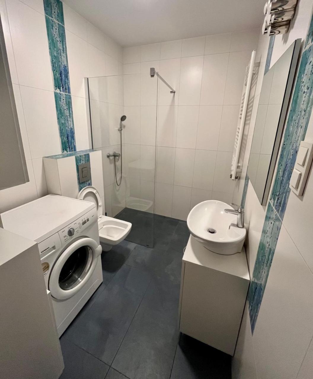 גדנסק Oldtown Retro Apartment By Marina With Balcony For 6 People מראה חיצוני תמונה